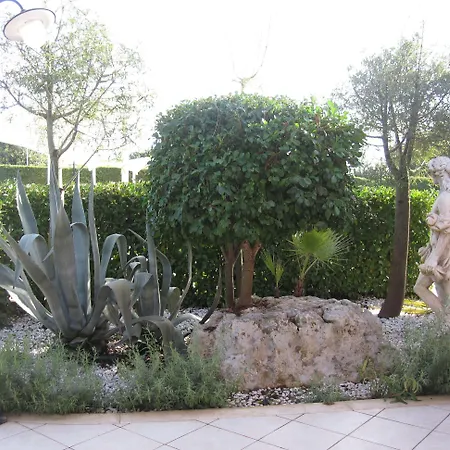 Continental Hotel 3*