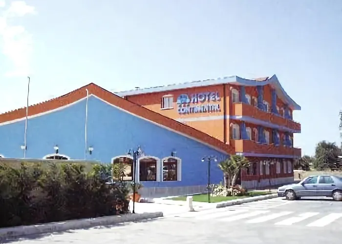 Continental Hotel 3*