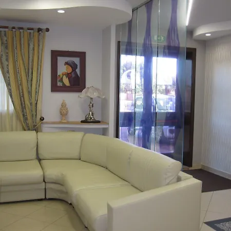 Szálloda Continental 3*