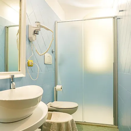 Continental Hotel 3*